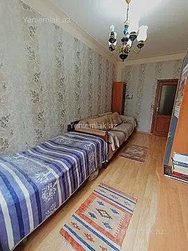 Satılır 3 otaqlı köhnə tikili 75 m²