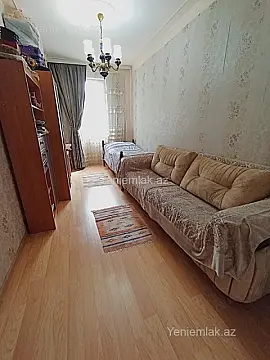 Satılır 3 otaqlı köhnə tikili 75 m²