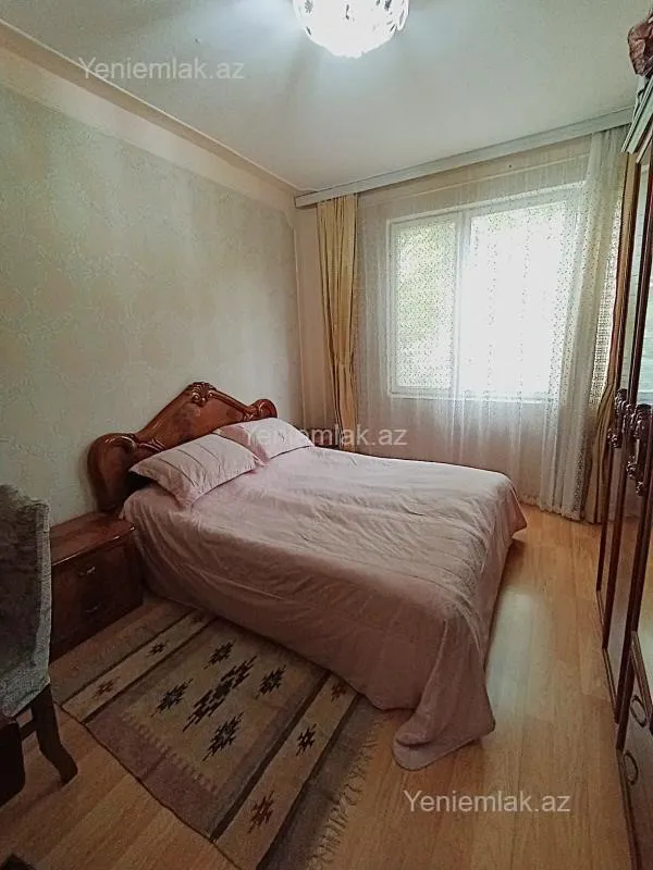 Satılır 3 otaqlı köhnə tikili 75 m²