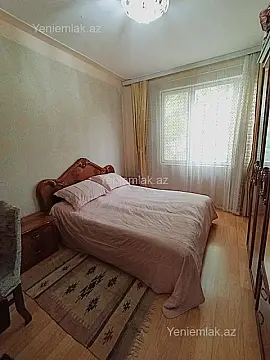 Satılır 3 otaqlı köhnə tikili 75 m²