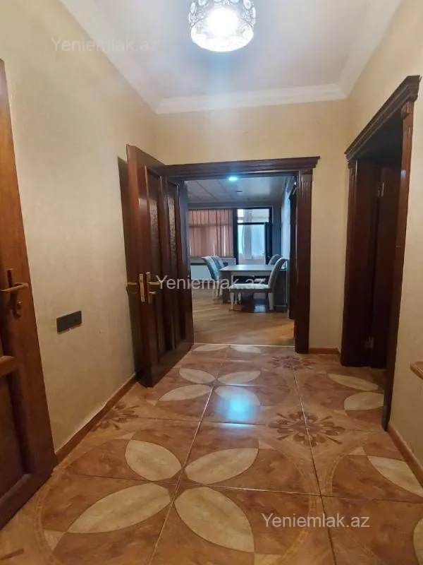 Satılır 2 otaqlı yeni tikili 60 m²