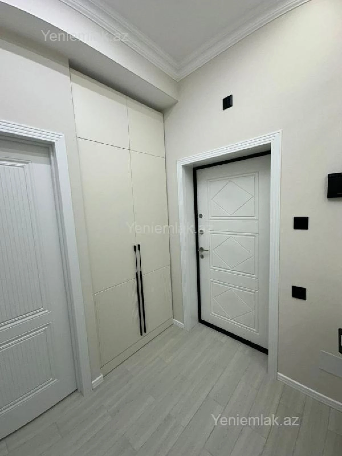 Satılır 2 otaqlı yeni tikili 75 m²