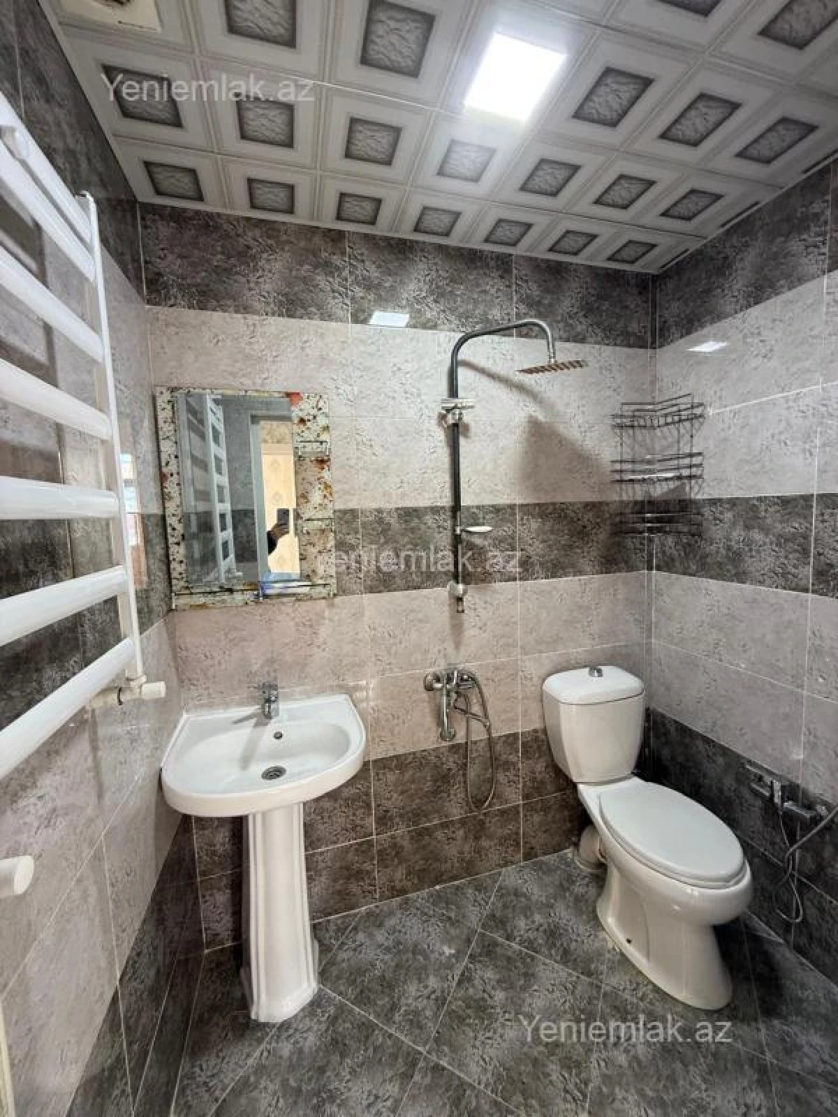 Satılır 2 otaqlı yeni tikili 65 m²