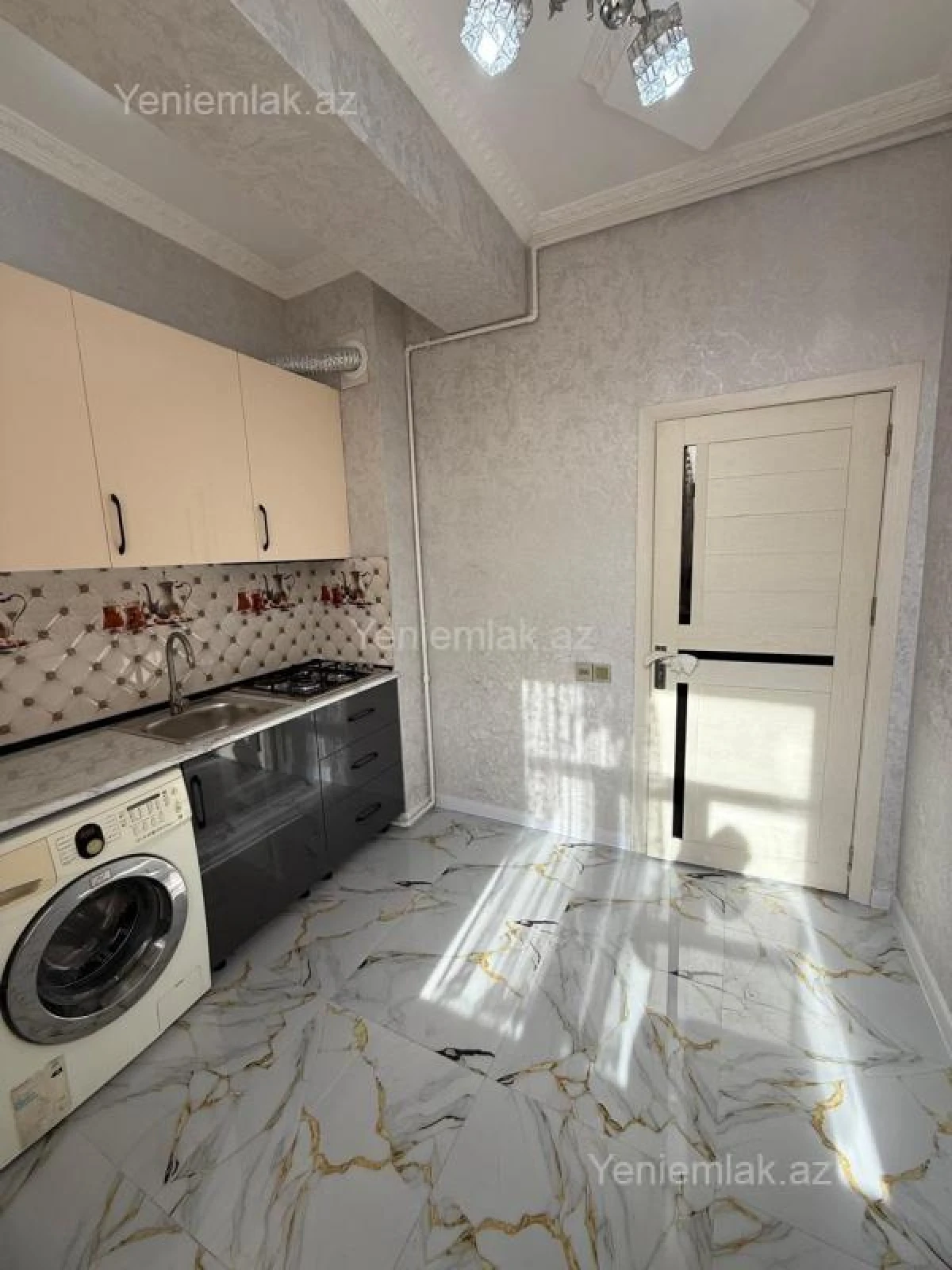 Satılır 2 otaqlı yeni tikili 65 m²