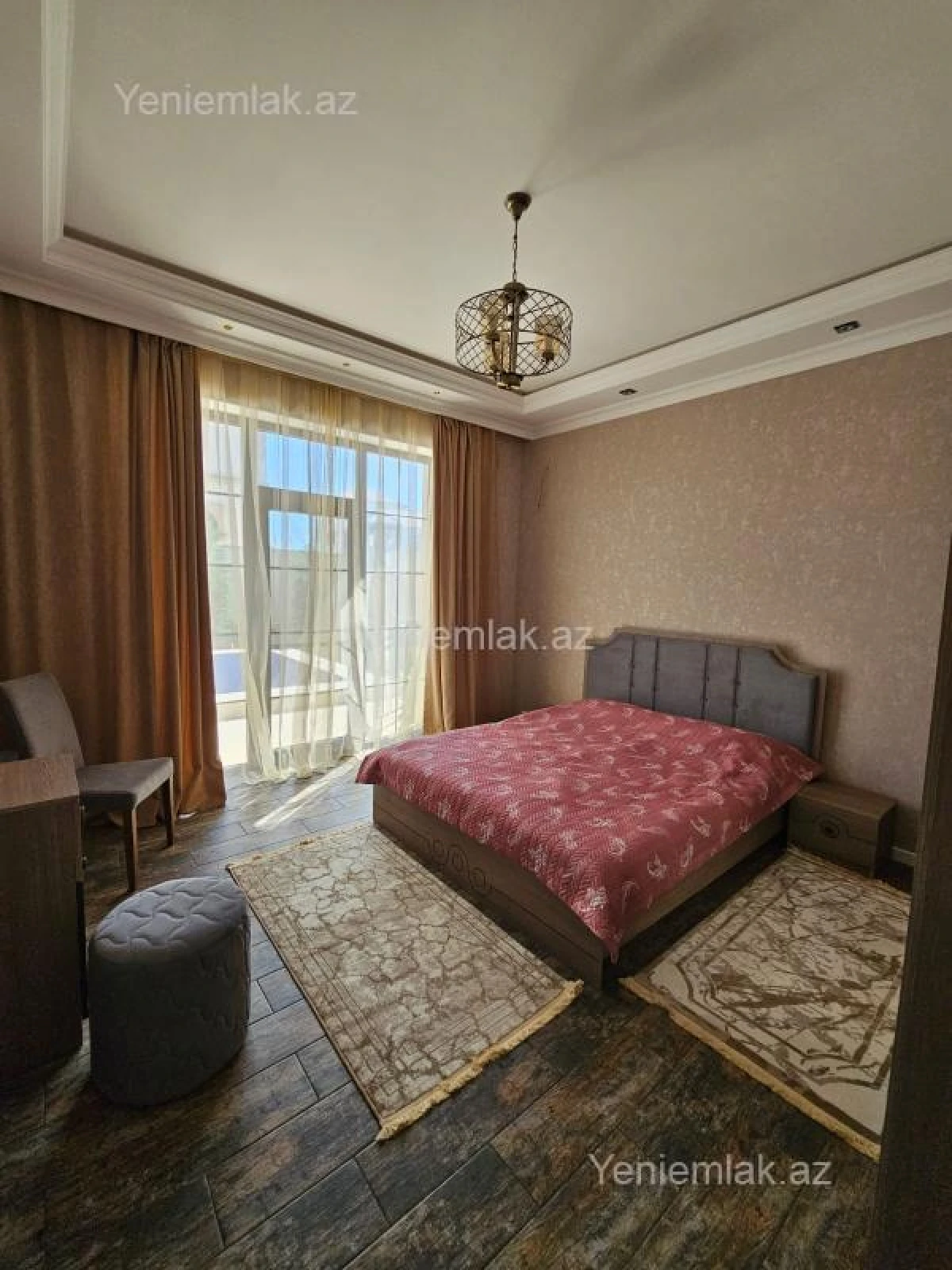 Satılır 7 otaqlı həyət evi 220 m²