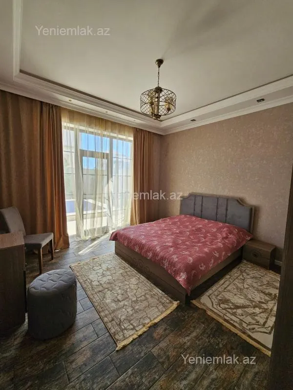 Satılır 7 otaqlı həyət evi 220 m²