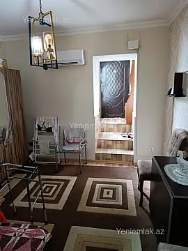 Satılır 1 otaqlı köhnə tikili 28 m²
