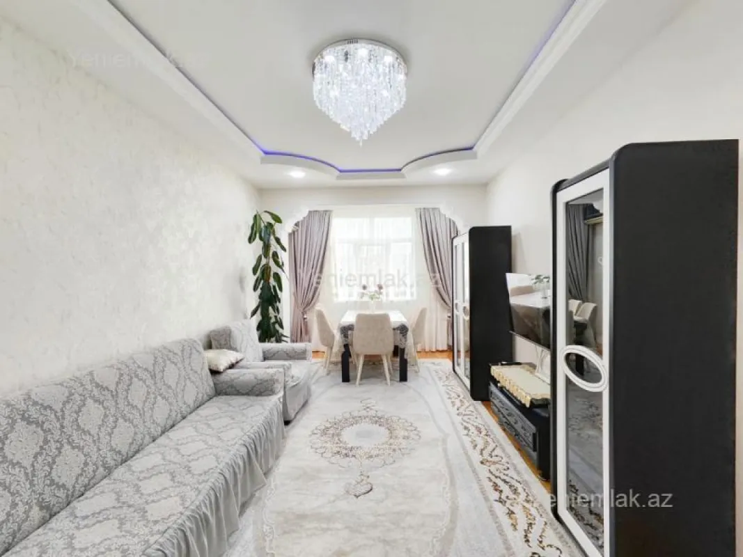 Satılır 3 otaqlı yeni tikili 80 m²