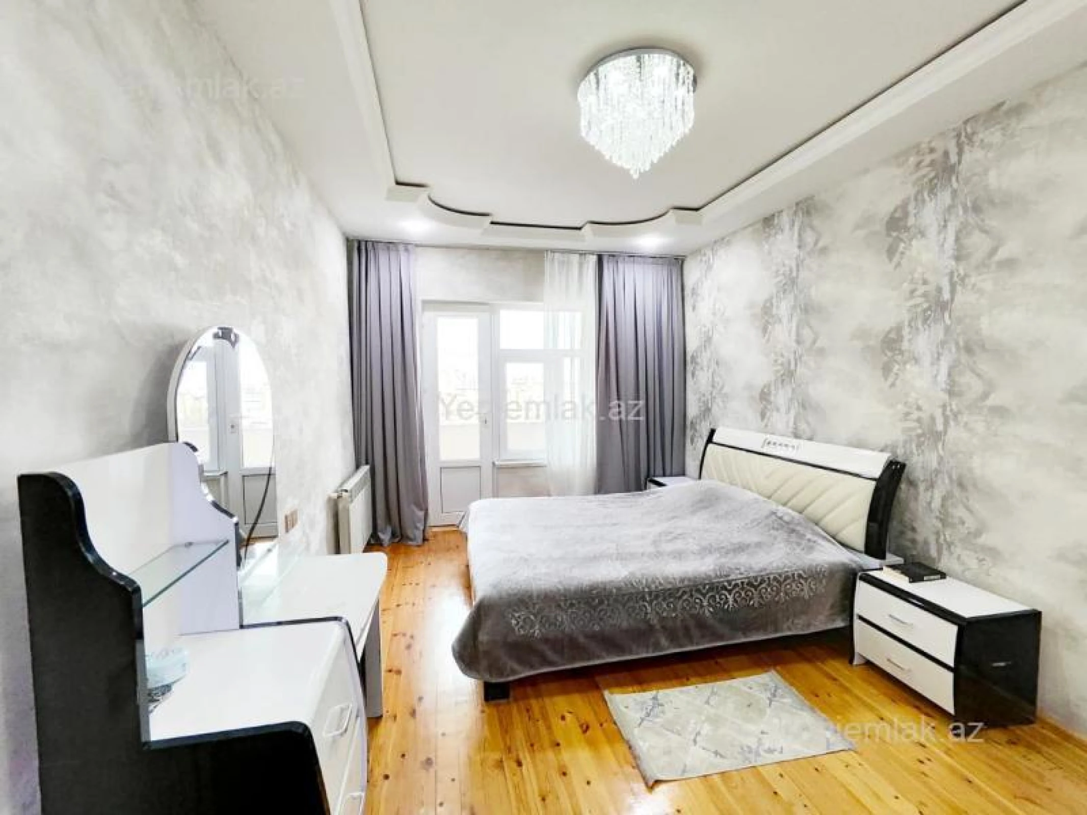 Satılır 3 otaqlı yeni tikili 80 m²