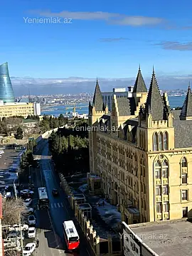 Satılır 3 otaqlı yeni tikili 90 m²