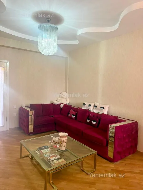 Satılır 3 otaqlı yeni tikili 90 m²