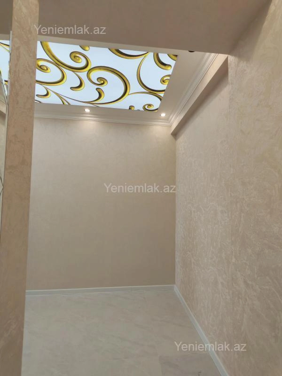 Satılır 3 otaqlı yeni tikili 80 m²