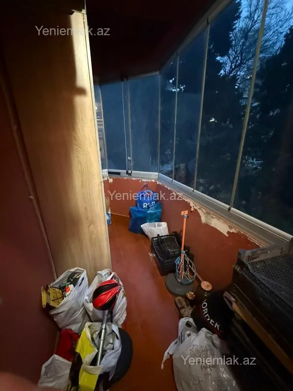 Satılır 3 otaqlı yeni tikili 135 m²