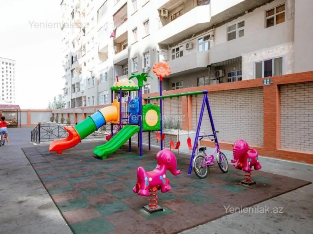 Satılır 2 otaqlı yeni tikili 85 m²