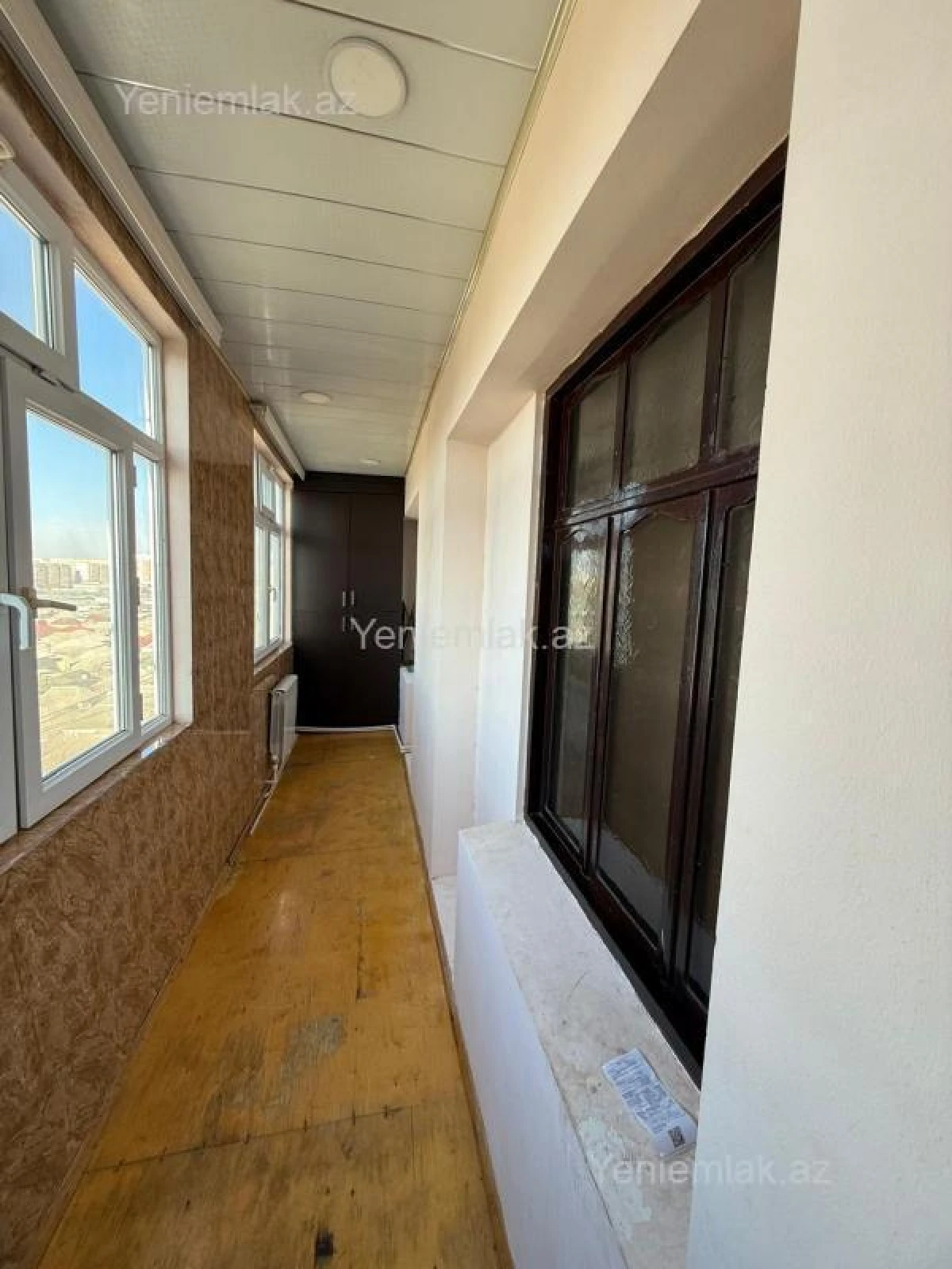 Satılır 2 otaqlı köhnə tikili 65 m²