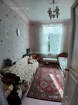 Satılır 3 otaqlı köhnə tikili 72 m²
