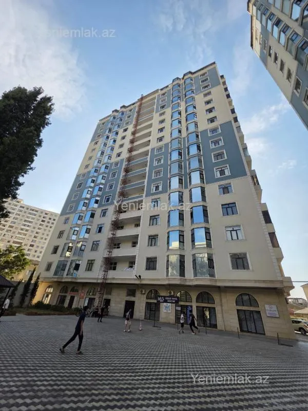 Satılır 4 otaqlı yeni tikili 153 m²
