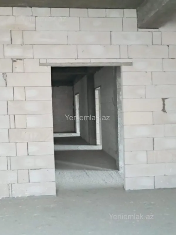 Satılır 4 otaqlı yeni tikili 153 m²