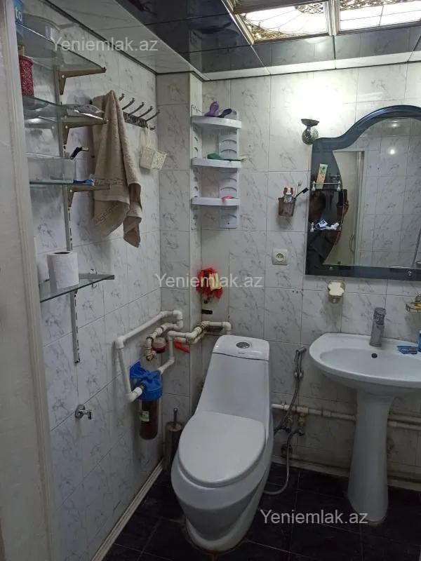 Satılır 3 otaqlı köhnə tikili 85 m²