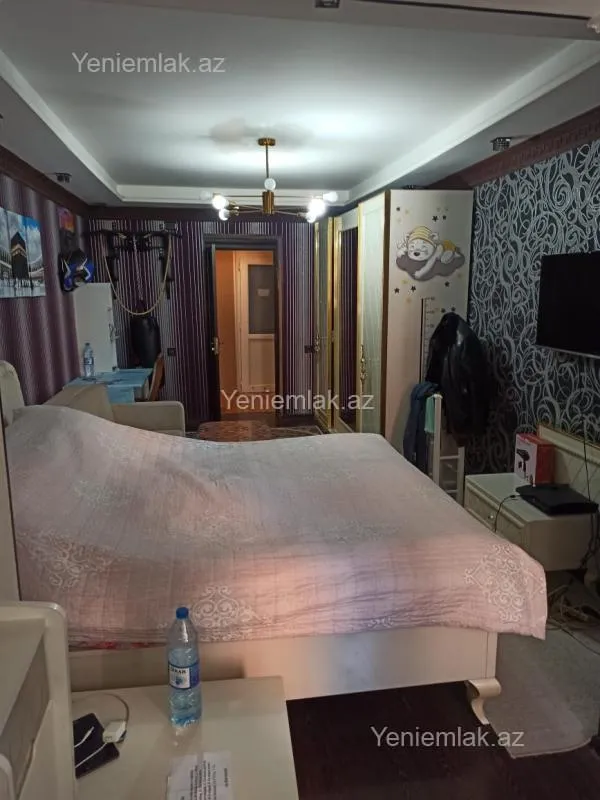 Satılır 3 otaqlı köhnə tikili 85 m²