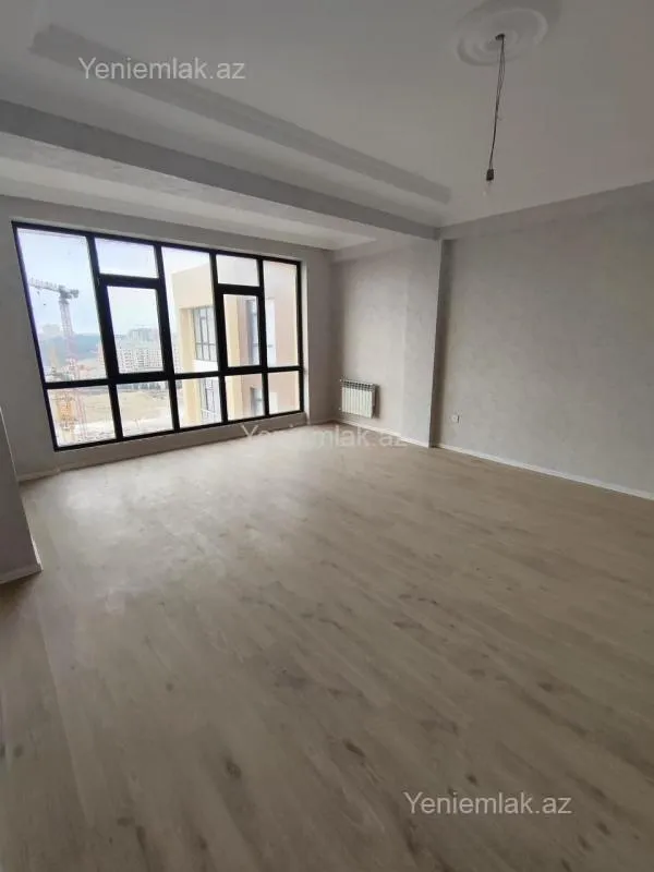 Satılır 2 otaqlı yeni tikili 76 m²