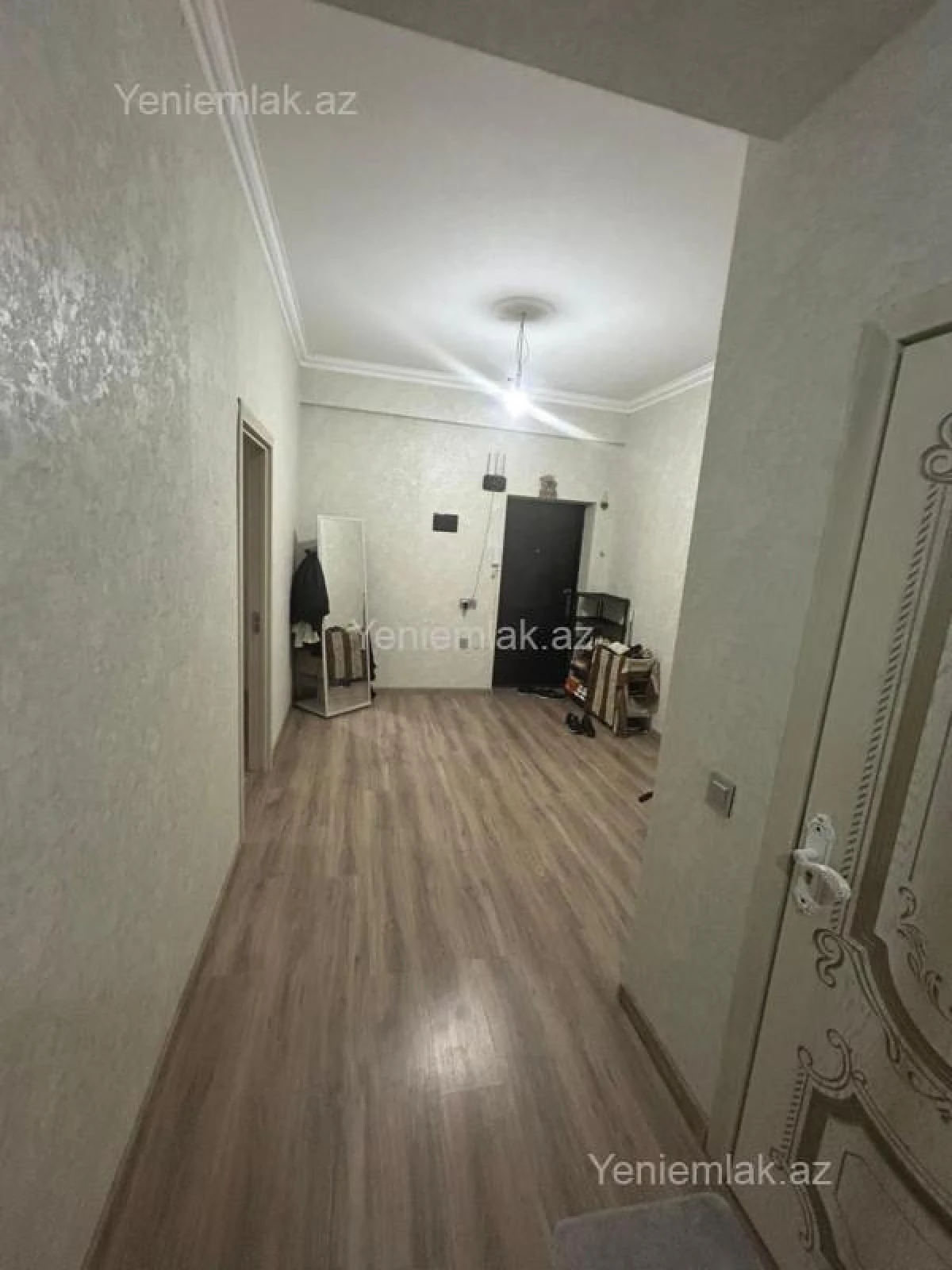 Satılır 3 otaqlı yeni tikili 120 m²