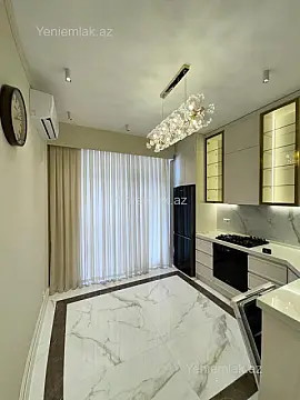 Satılır 3 otaqlı yeni tikili 85 m²