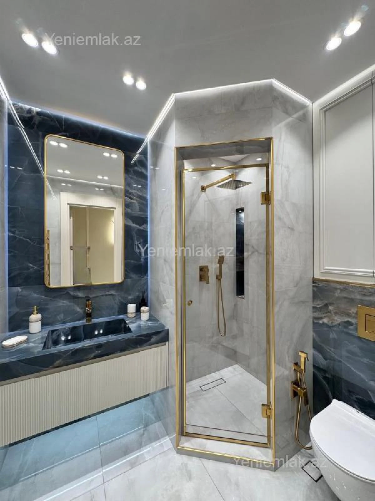 Satılır 3 otaqlı yeni tikili 85 m²