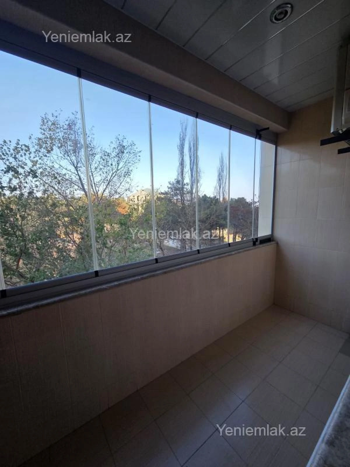 Satılır 3 otaqlı yeni tikili 155 m²