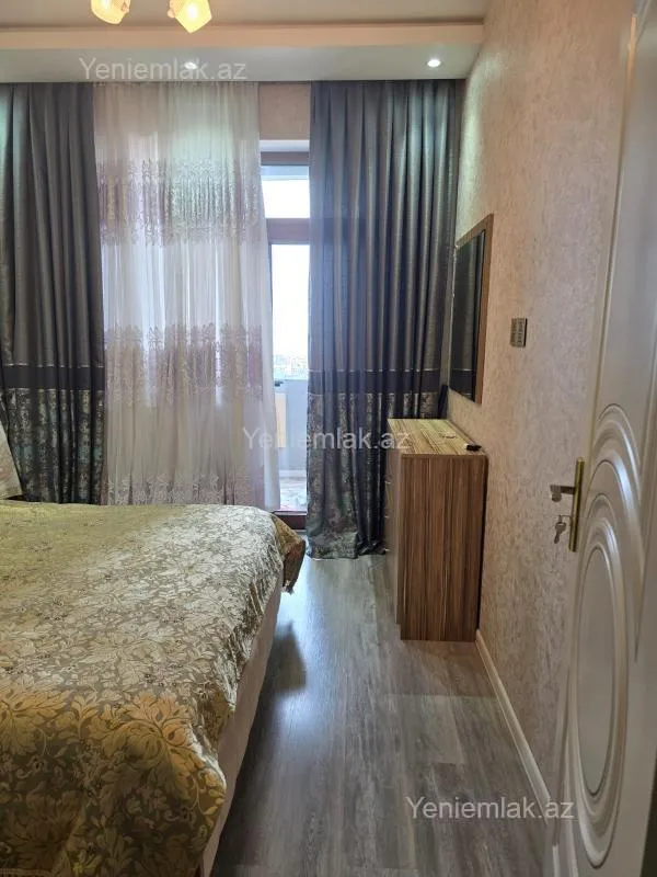 Satılır 2 otaqlı yeni tikili 65 m²