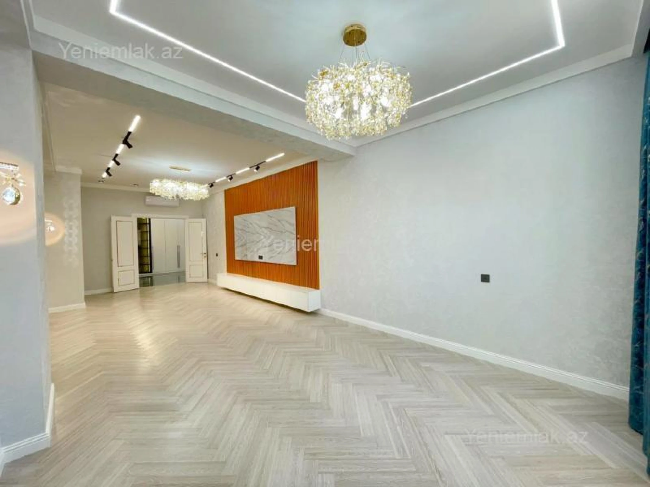 Satılır 4 otaqlı yeni tikili 175 m²