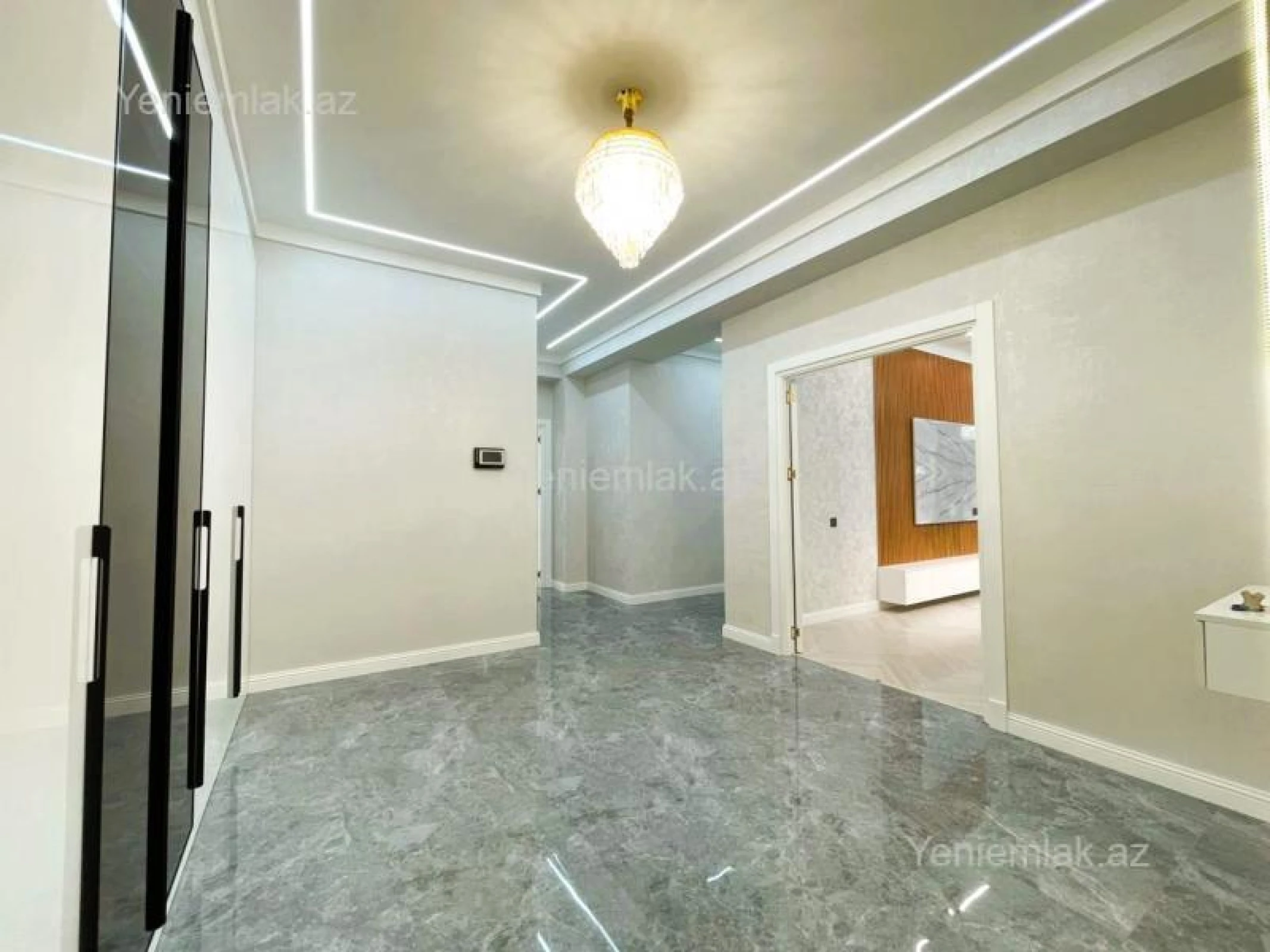 Satılır 4 otaqlı yeni tikili 175 m²