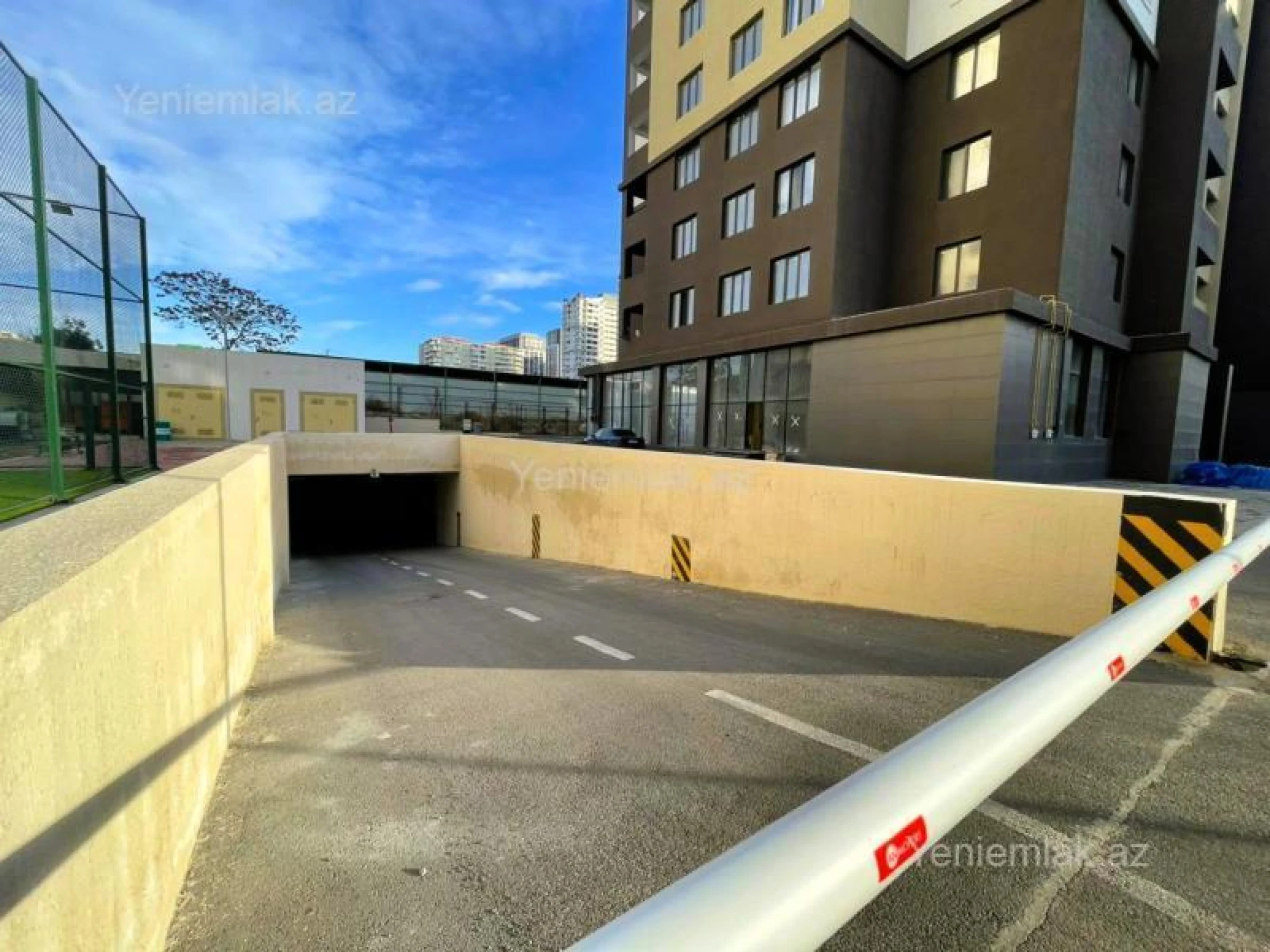 Satılır 4 otaqlı yeni tikili 175 m²