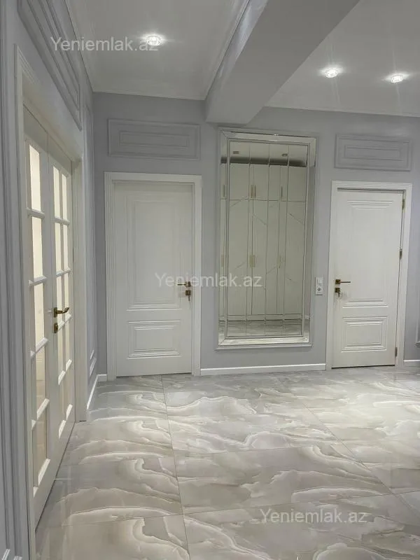 Satılır 2 otaqlı yeni tikili 110 m²
