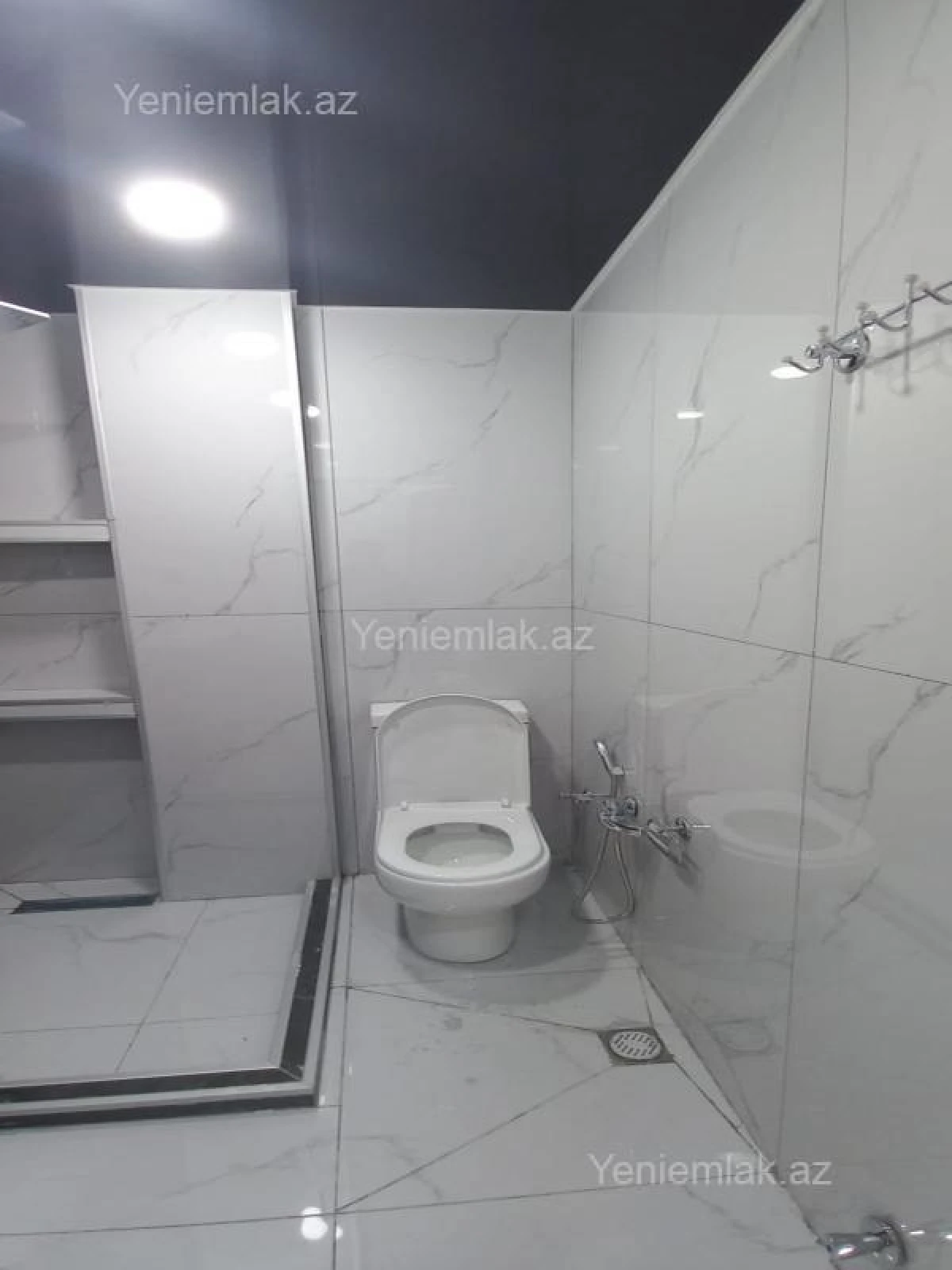 Satılır 3 otaqlı yeni tikili 80 m²