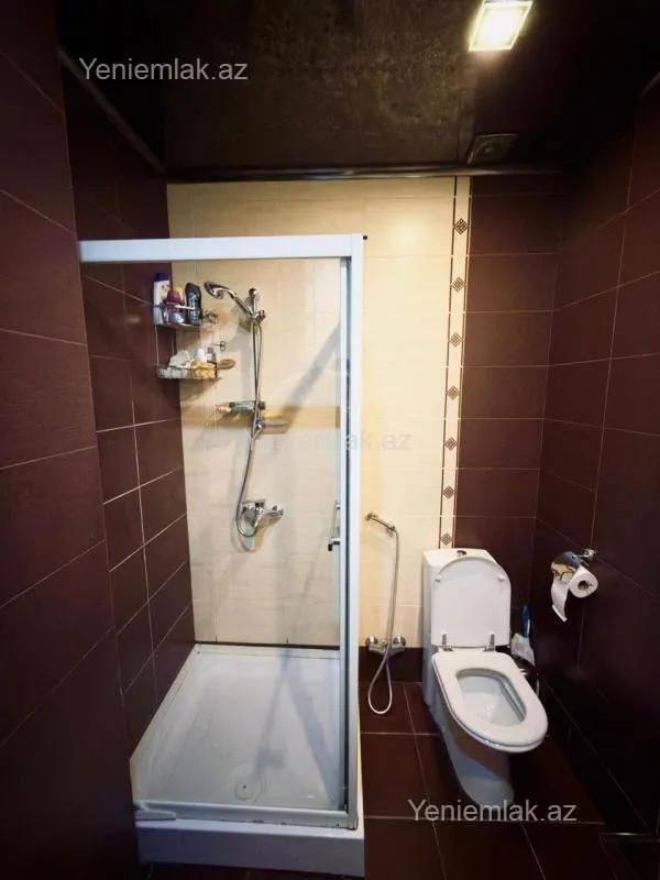 Satılır 3 otaqlı yeni tikili 135 m²