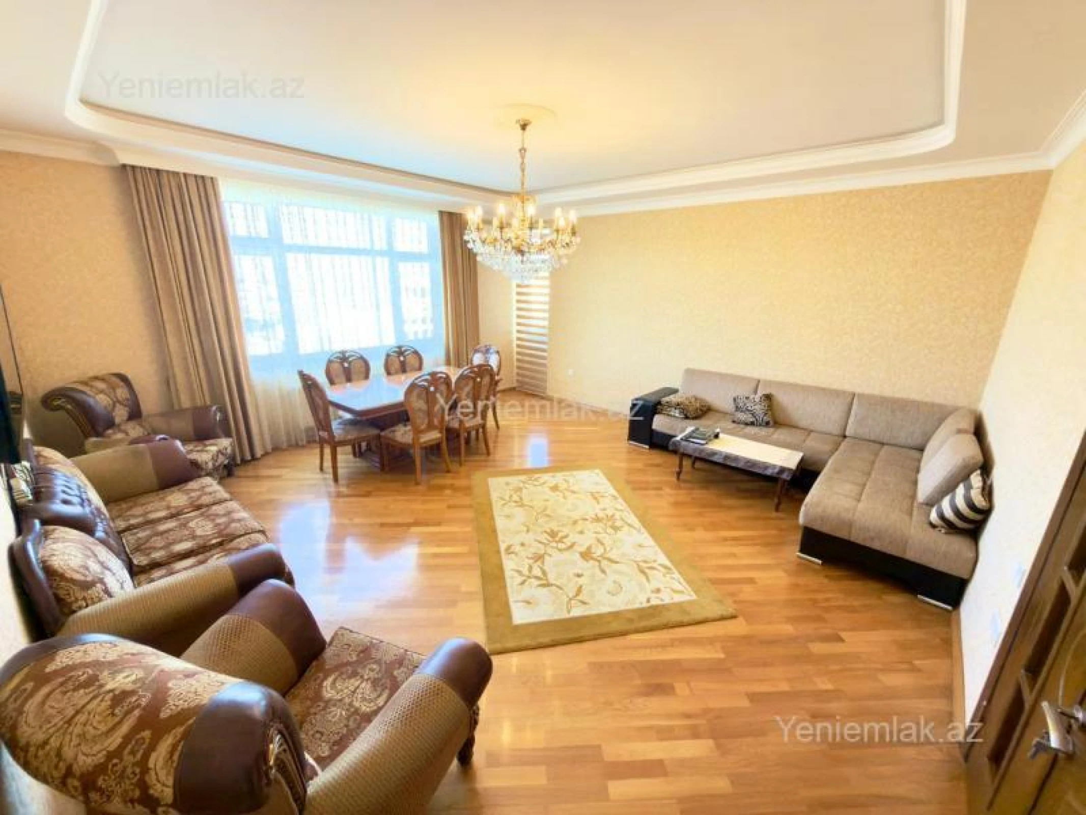 Satılır 3 otaqlı yeni tikili 135 m²