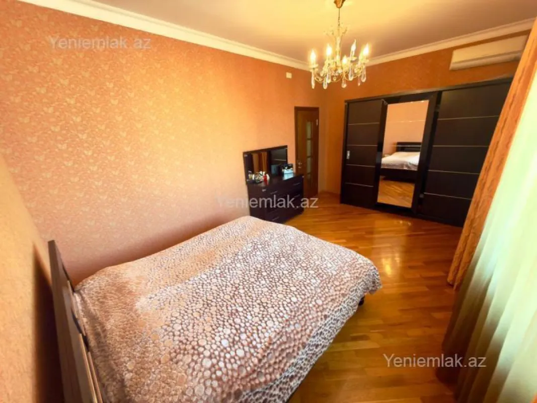 Satılır 3 otaqlı yeni tikili 135 m²