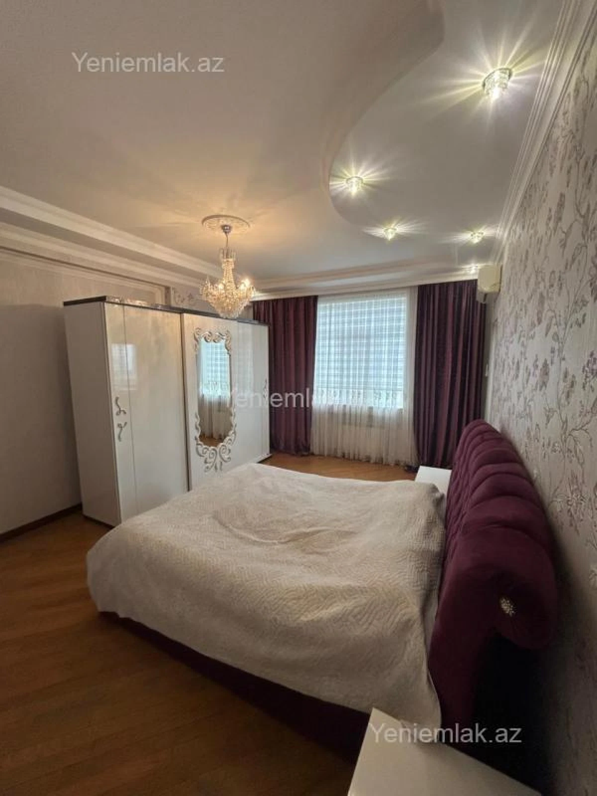 Satılır 3 otaqlı yeni tikili 125 m²
