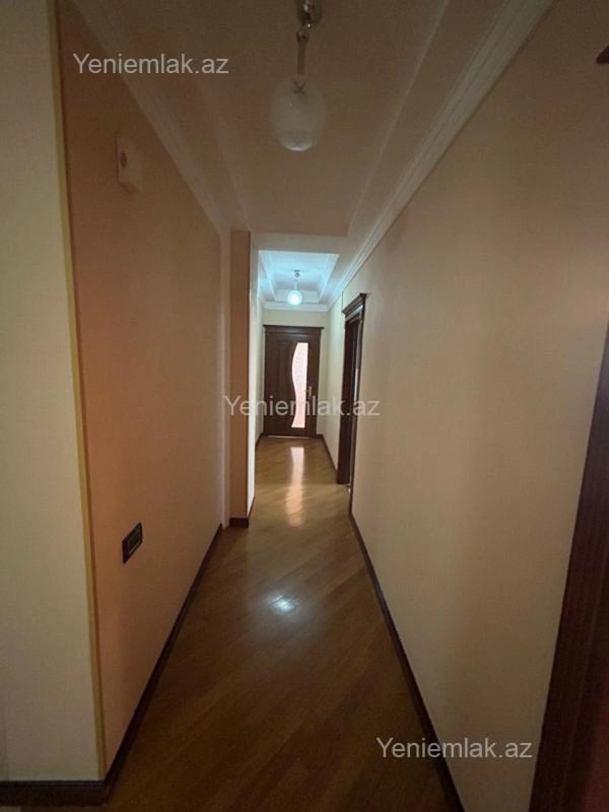 Satılır 3 otaqlı yeni tikili 125 m²
