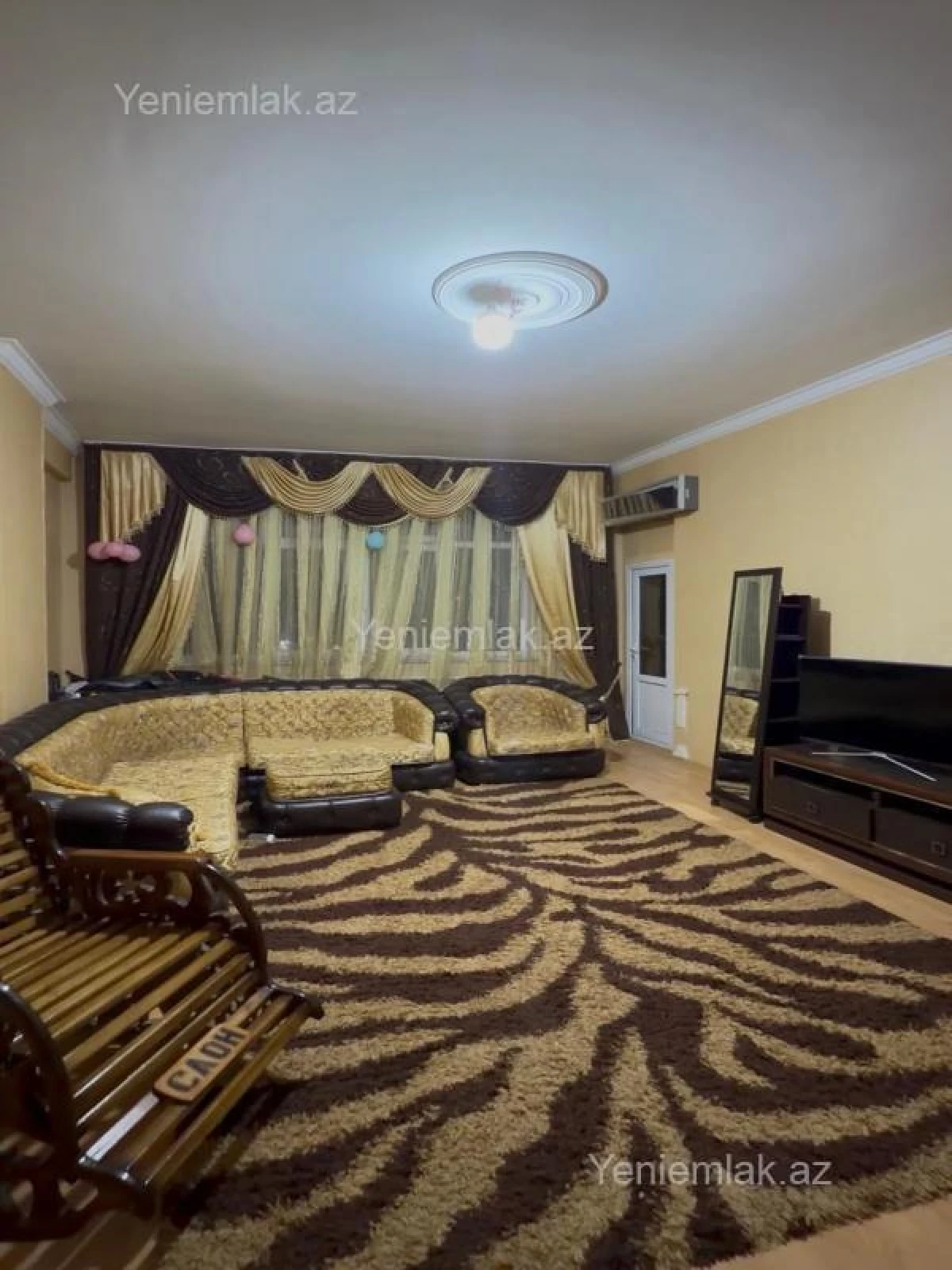 Satılır 3 otaqlı yeni tikili 150 m²