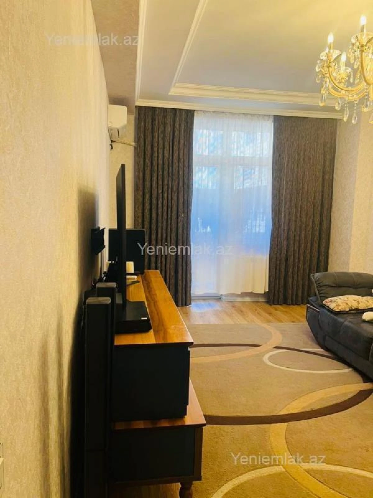 Satılır 4 otaqlı yeni tikili 160 m²