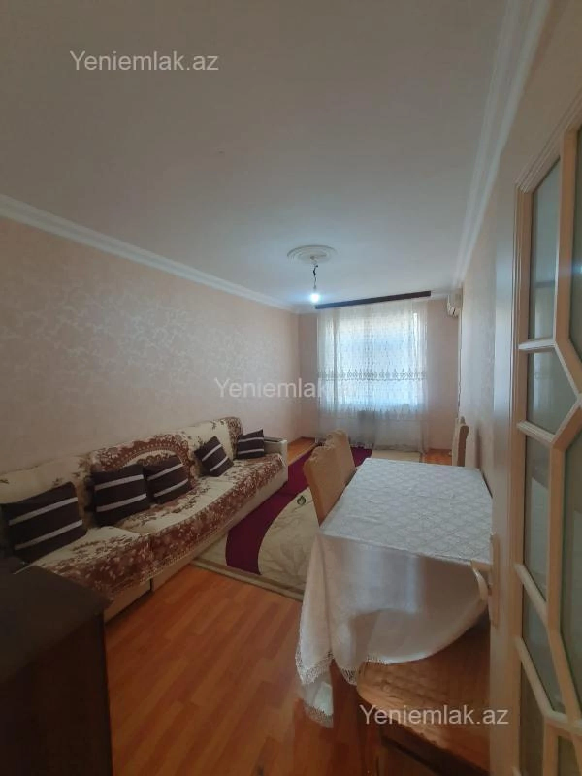 Satılır 2 otaqlı köhnə tikili 56 m²