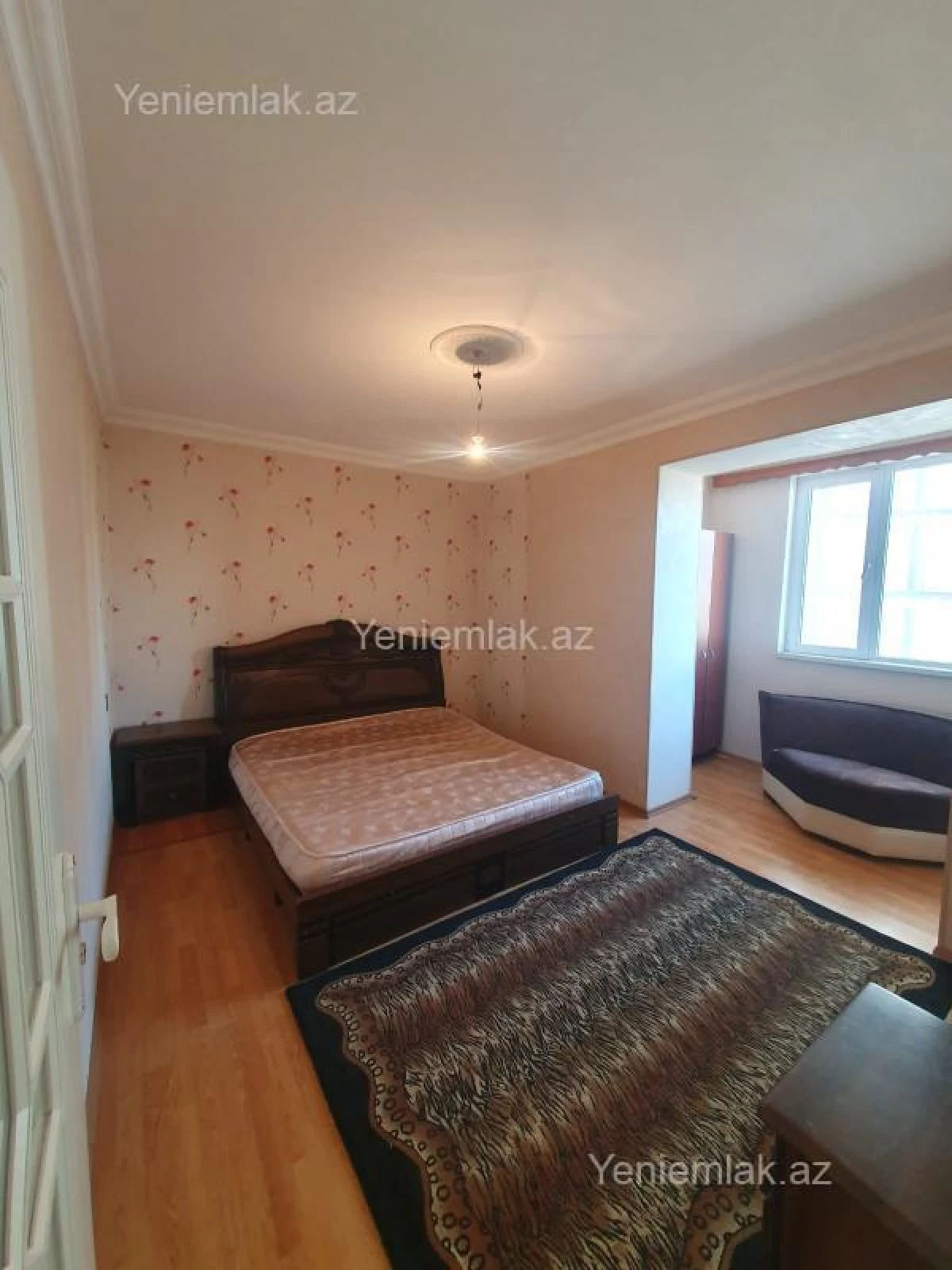 Satılır 2 otaqlı köhnə tikili 56 m²