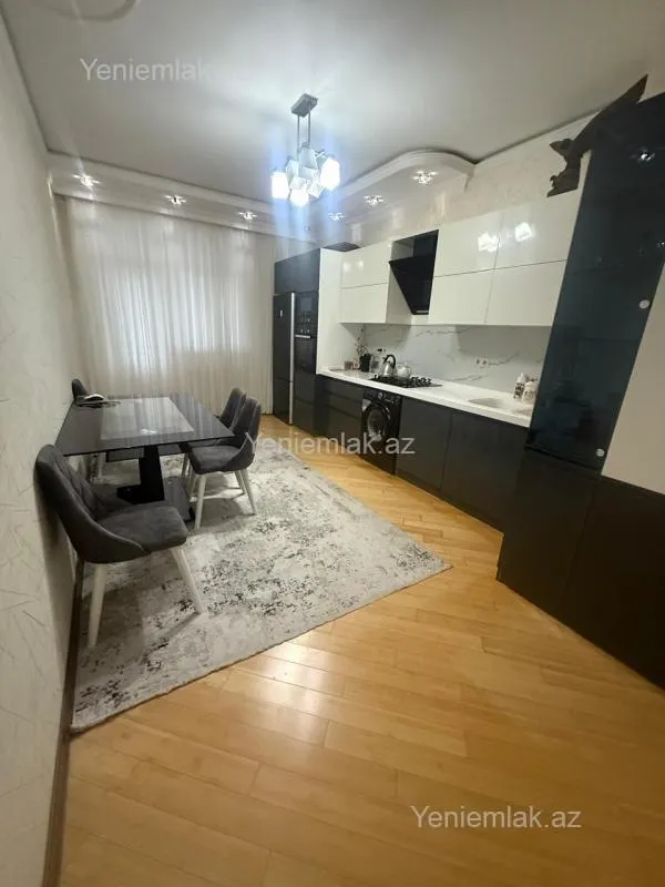 Satılır 3 otaqlı yeni tikili 150 m²