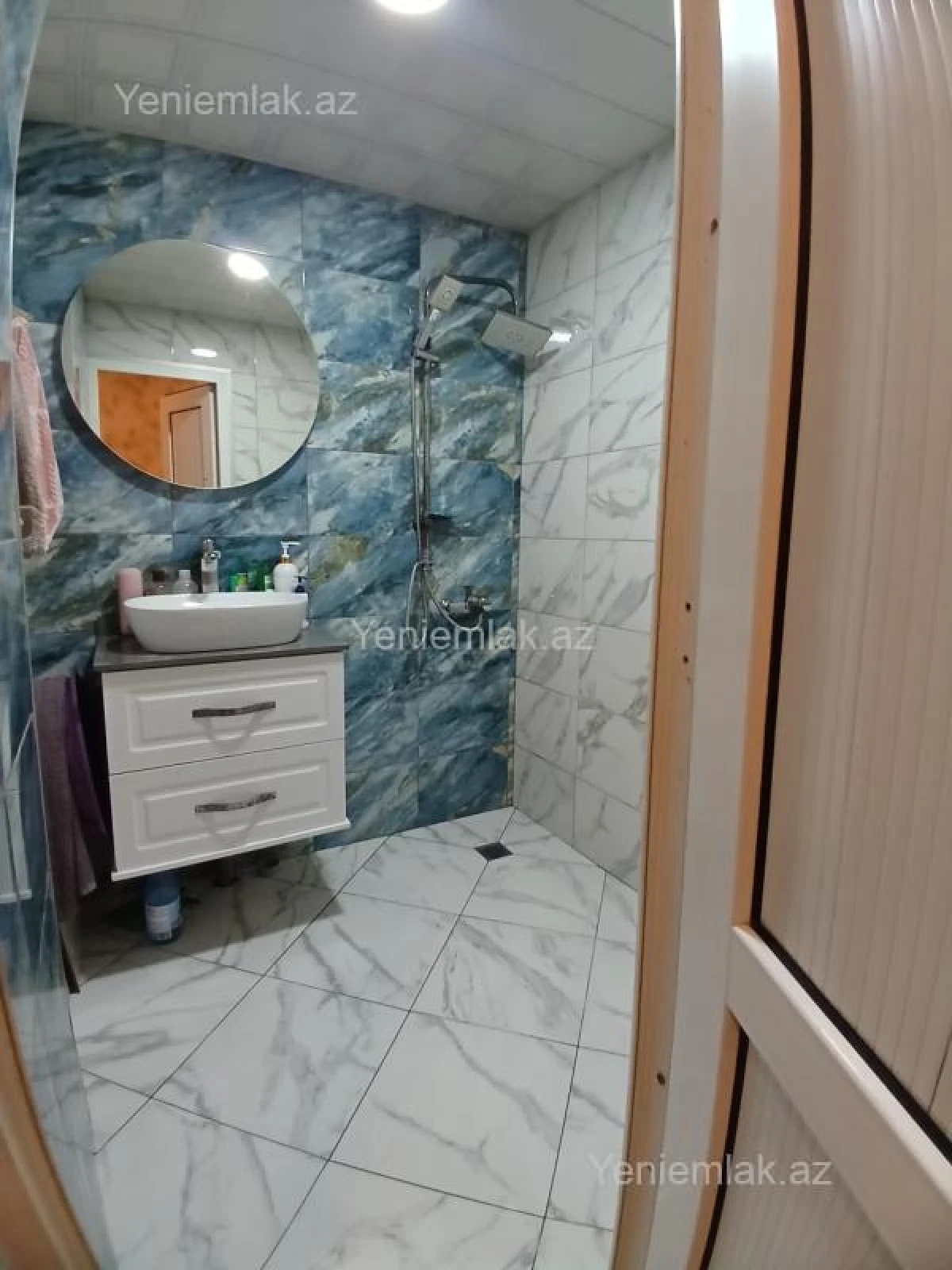 Satılır 3 otaqlı köhnə tikili 55 m²