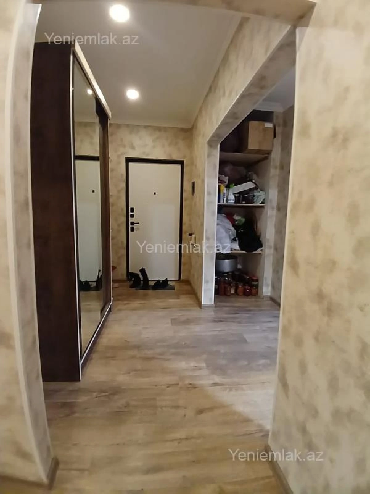 Satılır 3 otaqlı köhnə tikili 55 m²