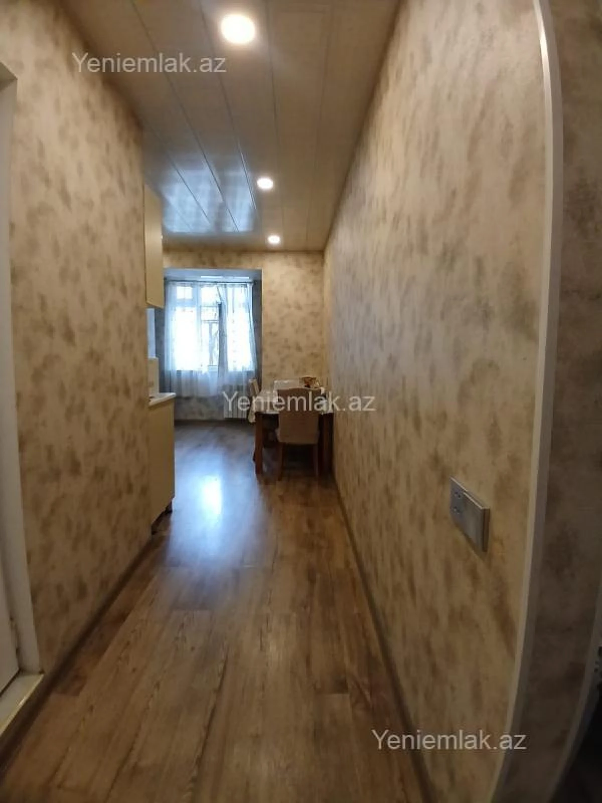 Satılır 3 otaqlı köhnə tikili 55 m²