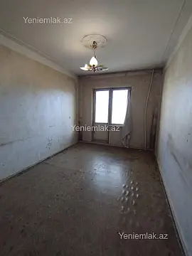 Satılır 3 otaqlı köhnə tikili 80 m²