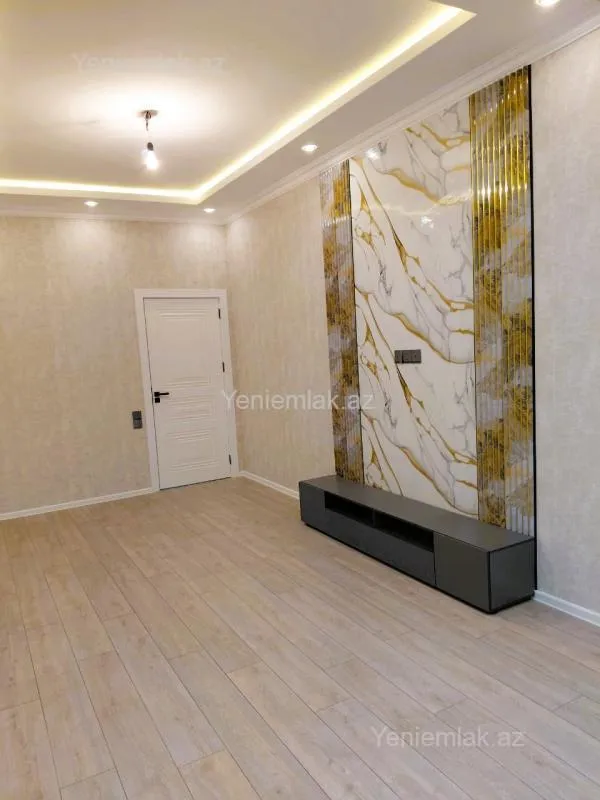 Satılır 2 otaqlı yeni tikili 60 m²